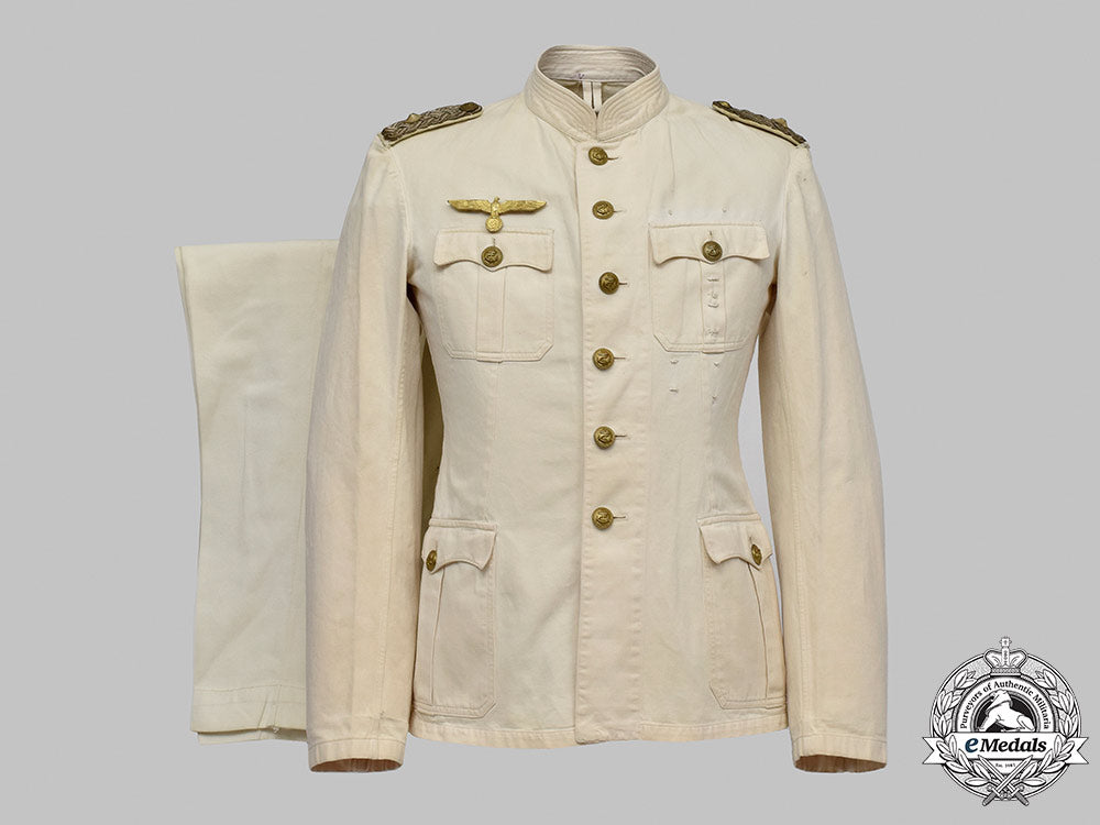 Germany, Kriegsmarine. A Fregattenkapitän's White Service Uniform – eMedals Germany, Kriegsmarine. A Fregattenkapitän's White Service Uniform – eMedals