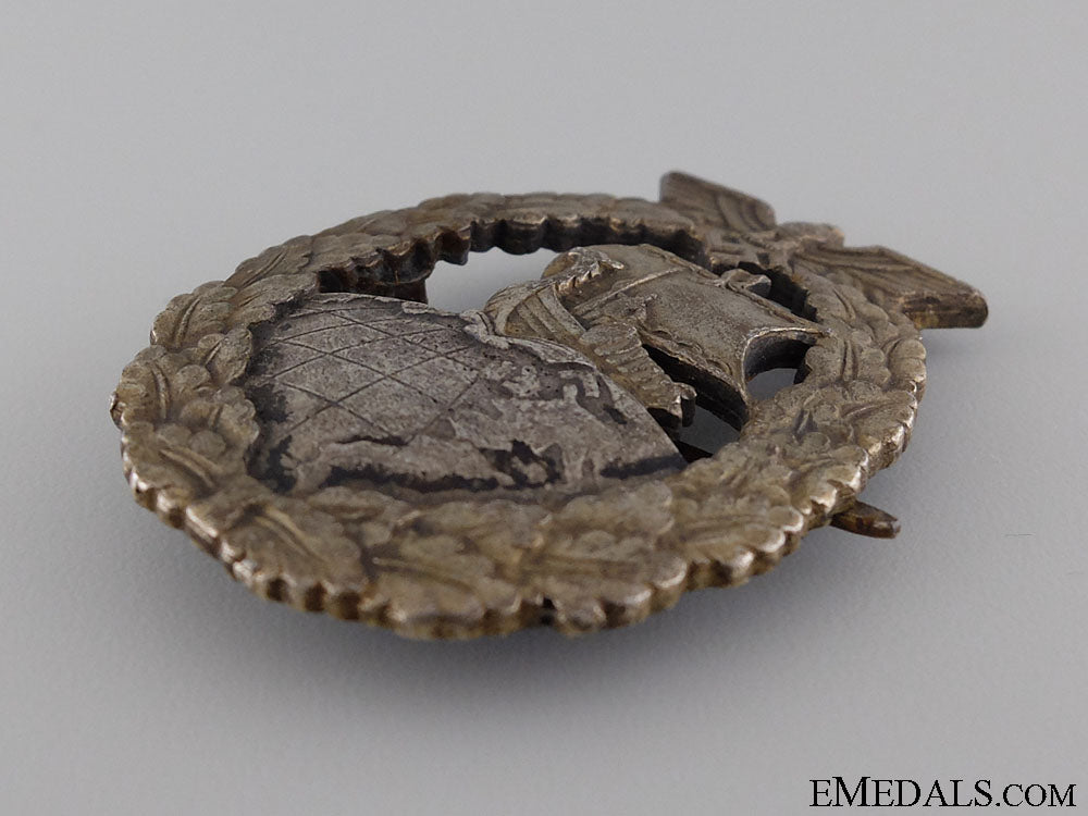 a_kriegsmarine_auxiliary_cruiser_war_badge_by_french_maker_bacqueville,_paris_55.jpg543d2f1c32b23