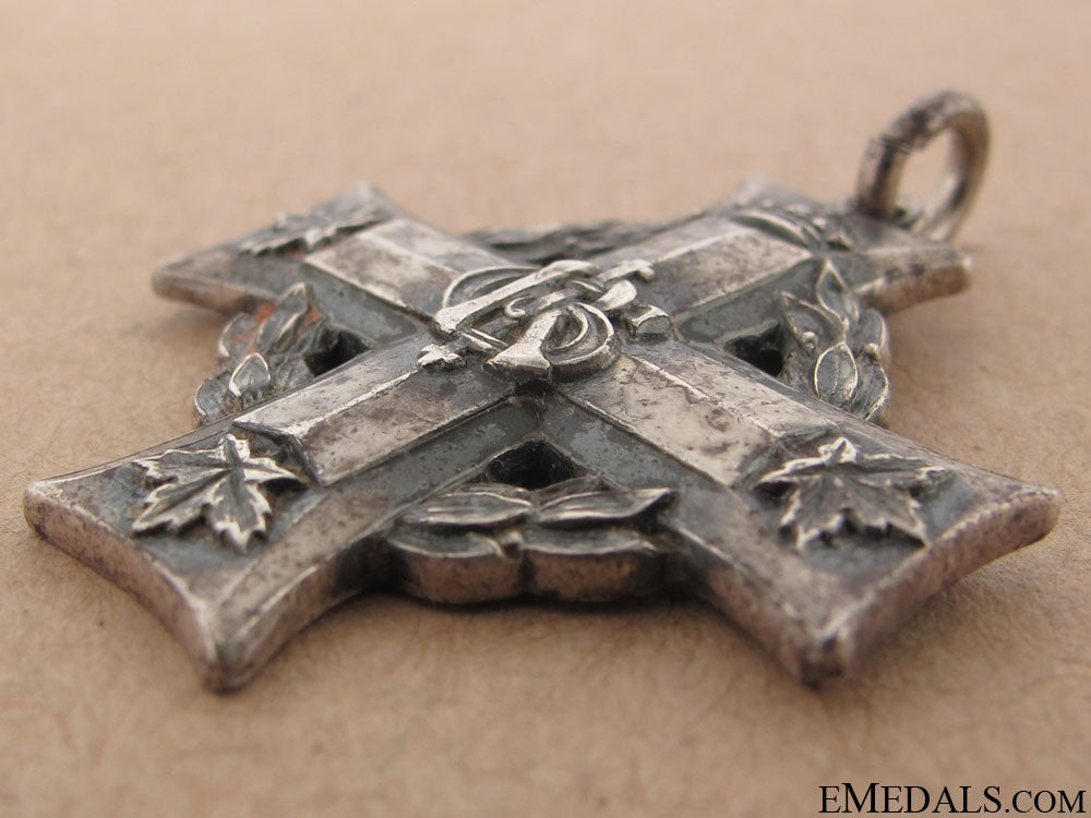 wwi_canadian_memorial_cross_to_private_bell-_dow_56.jpg507eec5db321c