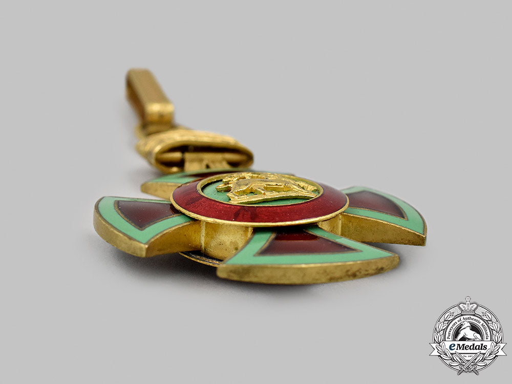 ethiopia,_empire._an_order_of_emperor_menelik_ii,_iii_class_commander_58_m21_mnc3884