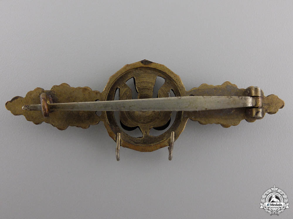 an_early_luftwaffe_gold_grade_clasp_for_bomber_pilots_5.jpg553baf396d167