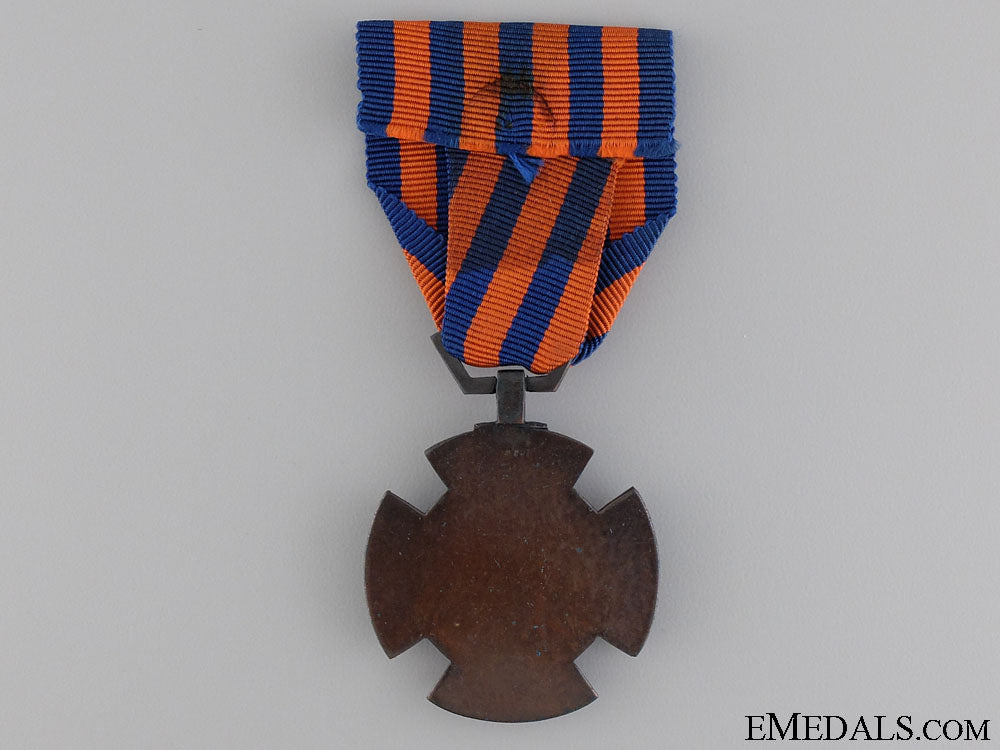 a_bronze_lion_of_the_netherlands_5.jpg543e86c67aeef