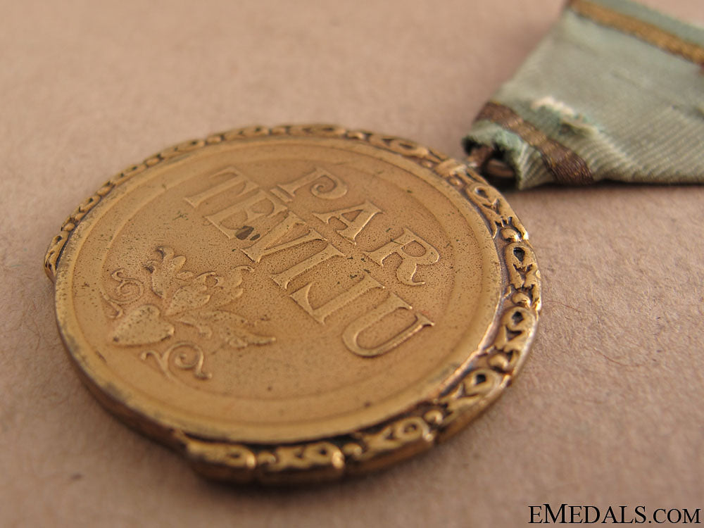 order_of_the_three_stars_63.jpg51754ff65827c