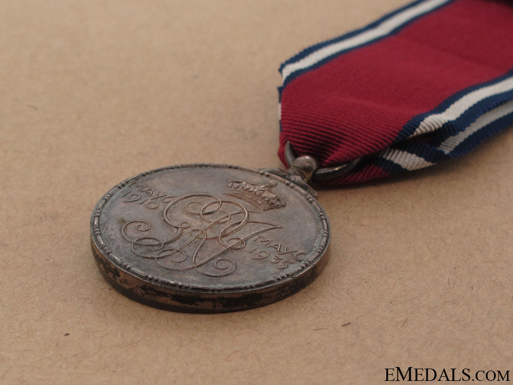 george_v_and_queen_mary_silver_jubilee_medal1935_68.jpg5092b85d28a1c