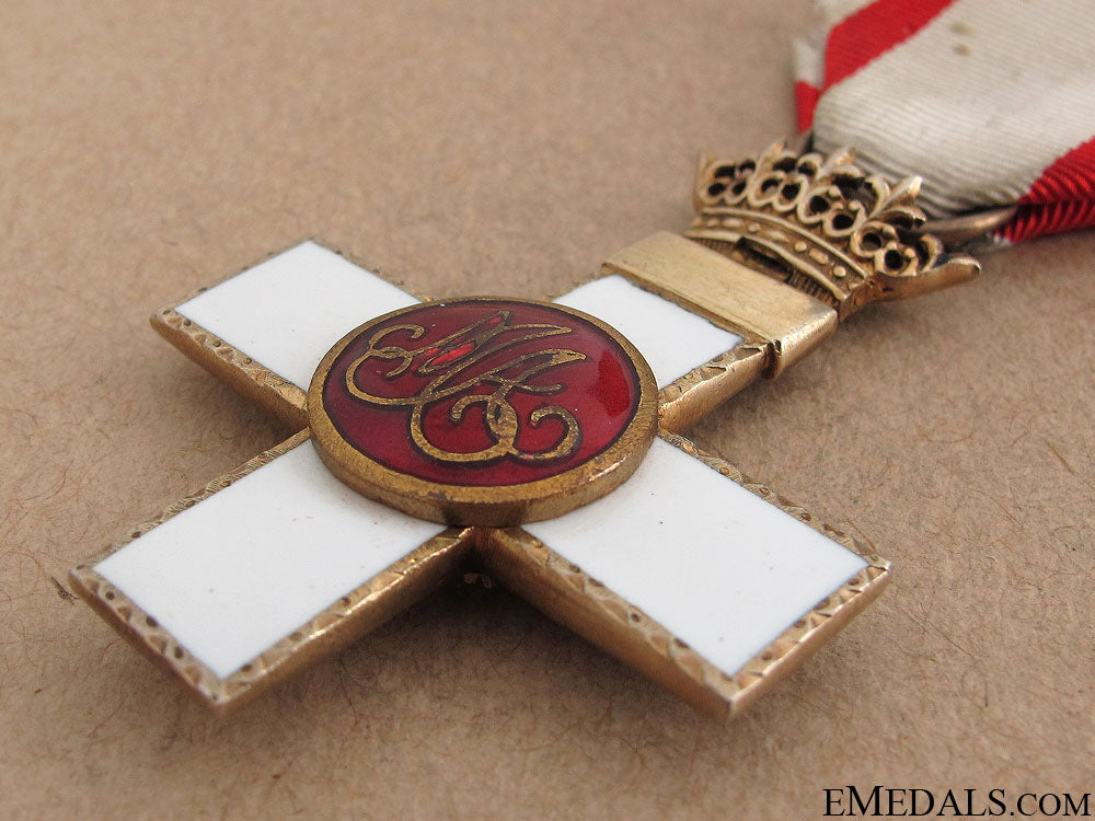 air_force_order_of_merit_6.jpg51c301f5f2370