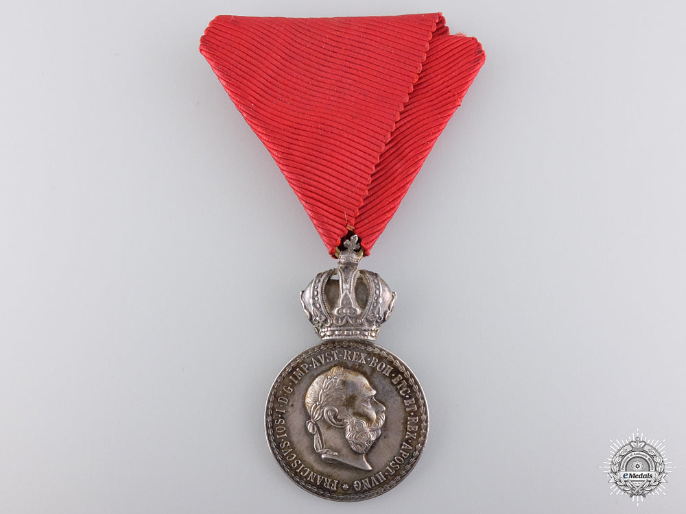 an_austrian_silver_signum_laudis_with_case_by_ruw_6.jpg547a1519acde5