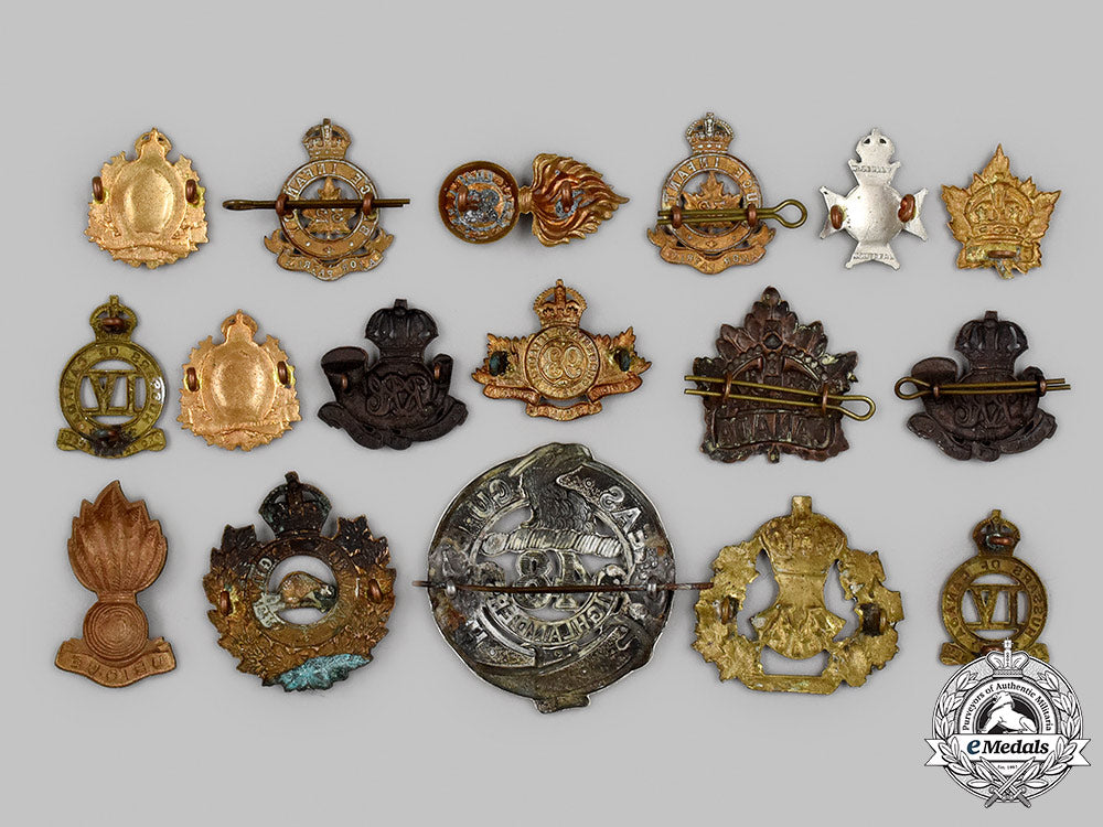 canada,_cef._a_lot_of_seventeen_pre-_first_war_and_first_war_cap_and_collar_badges_70_m21_mnc7112_1