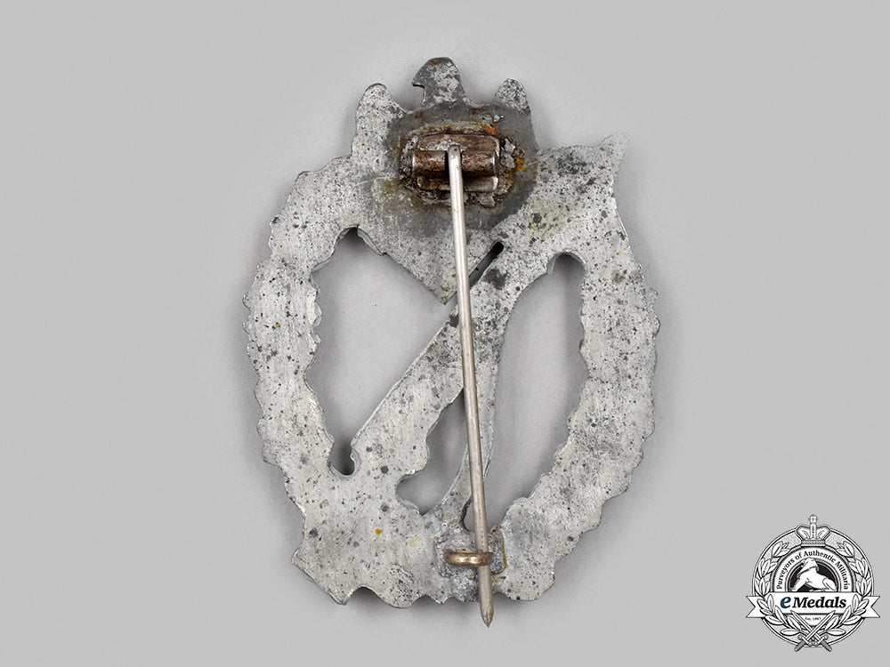 germany,_wehrmacht._an_infantry_assault_badge,_silver_grade_71_m21_mnc6189