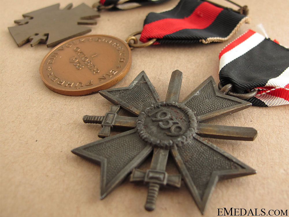 three_wwii_german_awards_75.jpg516eaf9de43ce