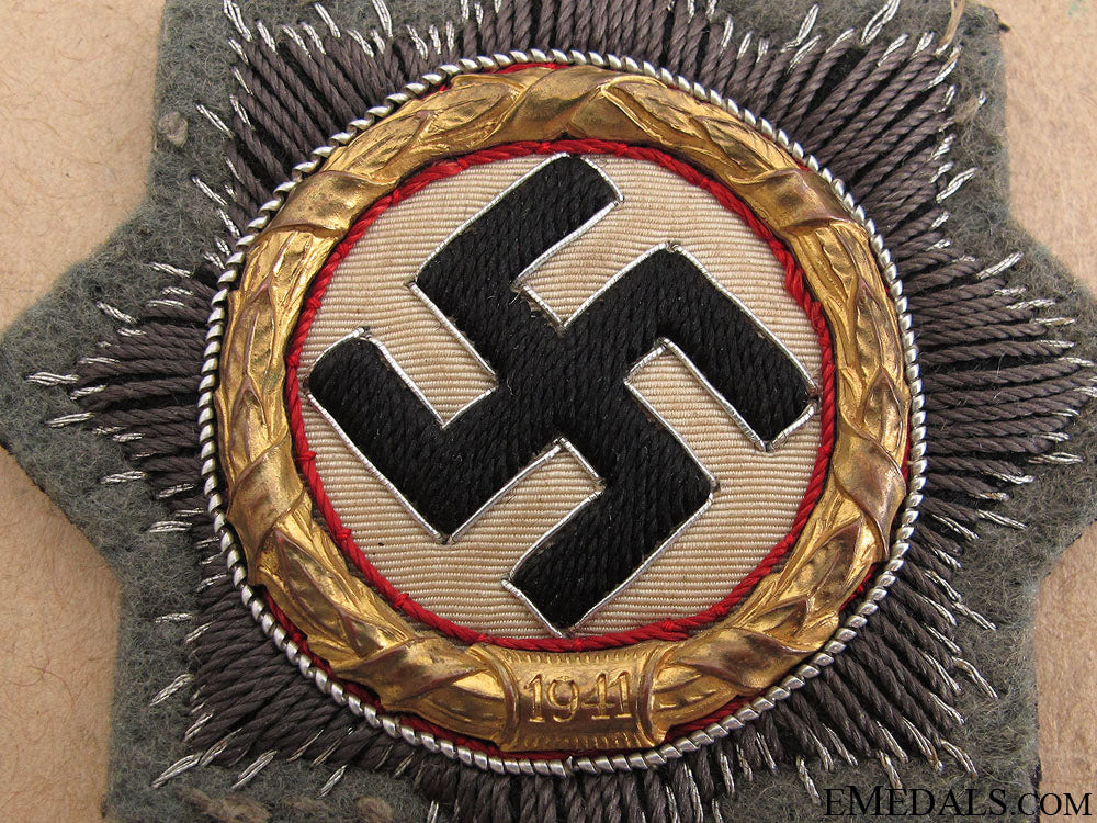an_army_issue_german_cross_in_gold_77.jpg51f128ec33792