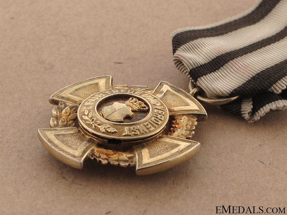 golden_merit_cross_78.jpg509be307e4f5f