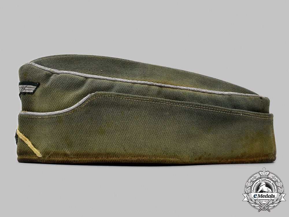 germany,_heer._a_signals_officer’s_overseas_cap_78_m21_mnc1409_1