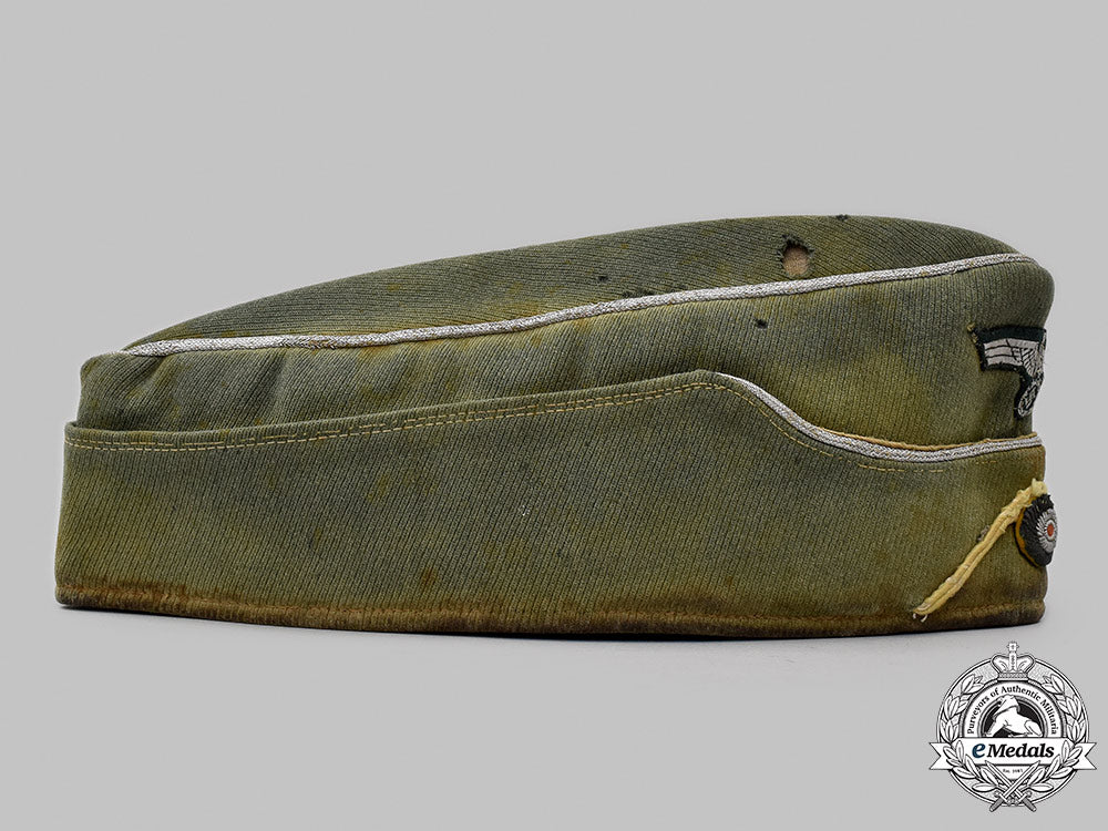 germany,_heer._a_signals_officer’s_overseas_cap_79_m21_mnc1410_1
