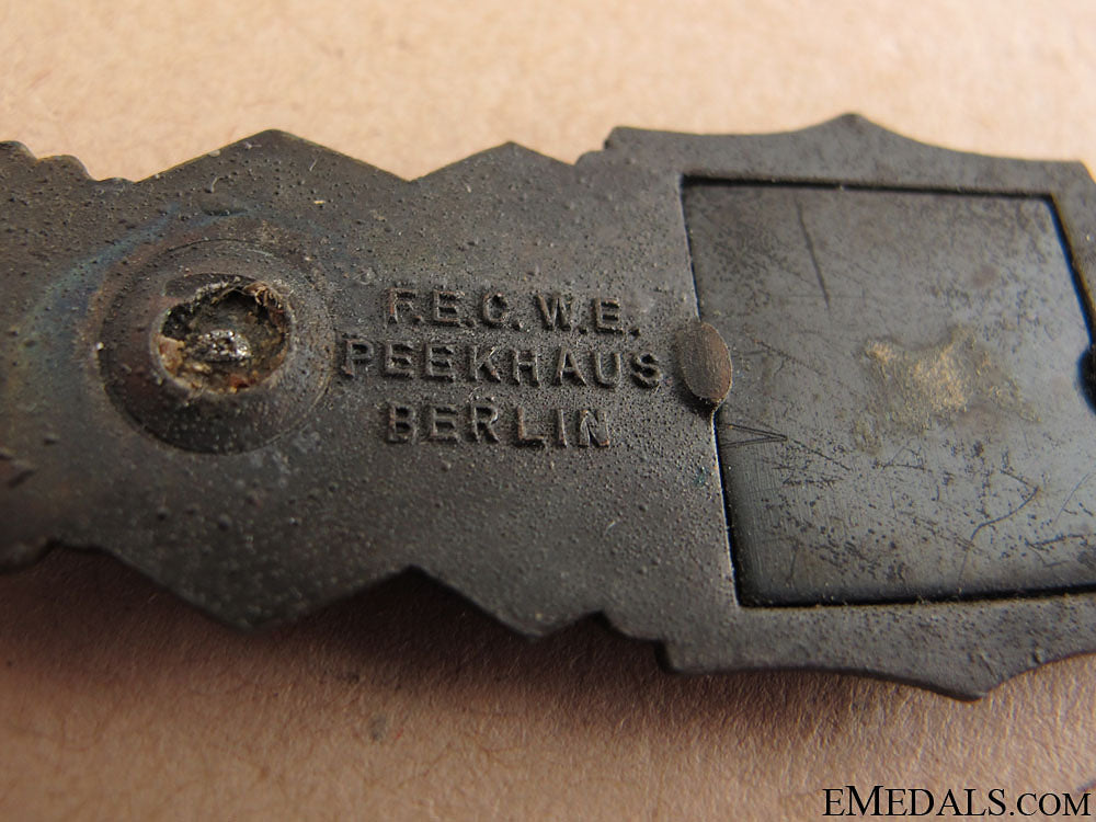 close_combat_clasp-_jfs_7.jpg516d76ba9d924