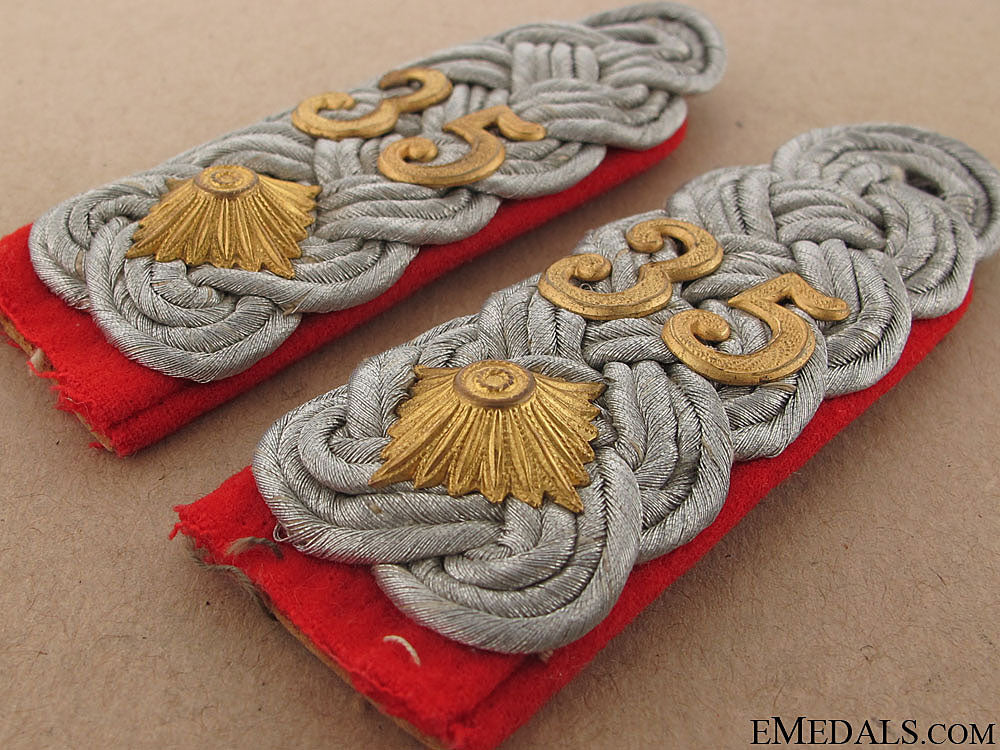 army35_th_art._regt._oberstleutnant_shoulder_boards_80.jpg50b7799956d6d
