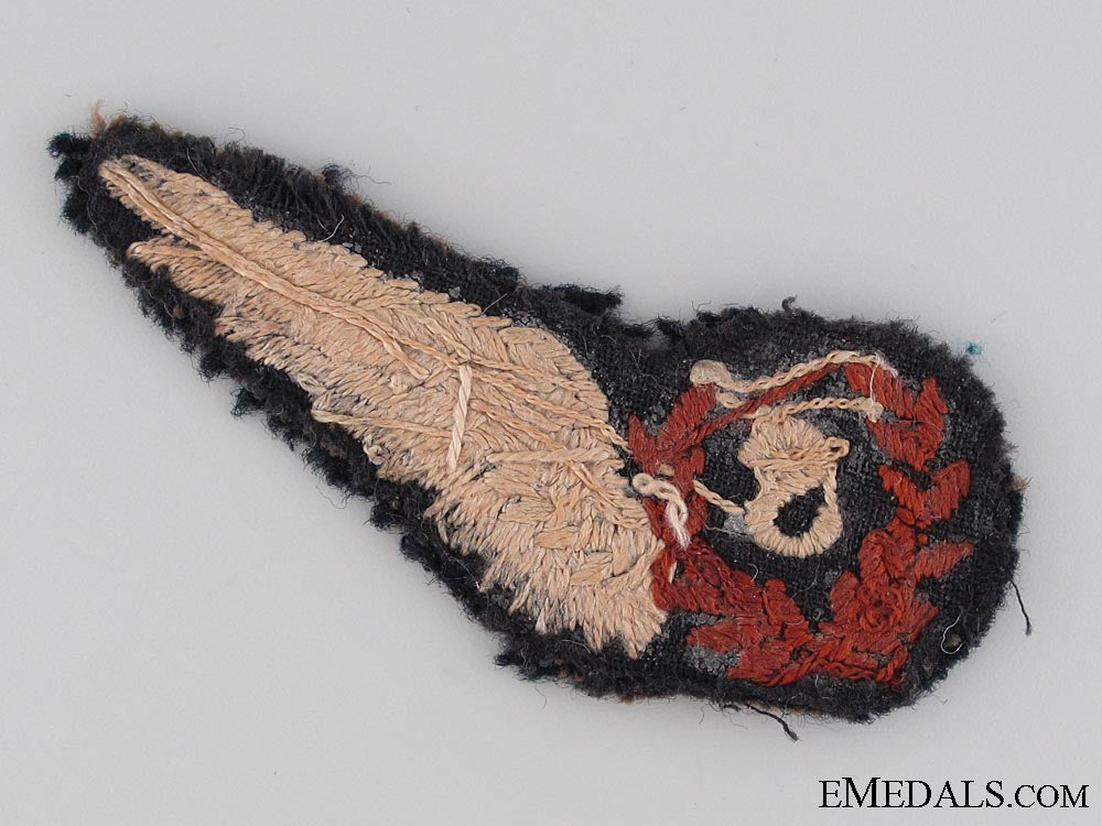 wwii_royal_air_force(_raf)_signaller_wing_9.jpg52f682a6bb026