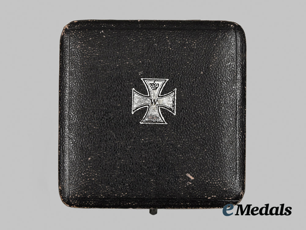 germany,_imperial._a1914_iron_cross_i_class_with_case__a_i1_0006