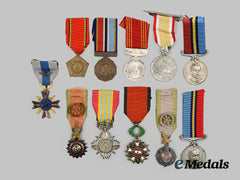 International. A Lot of Medals, Decorations & Awards