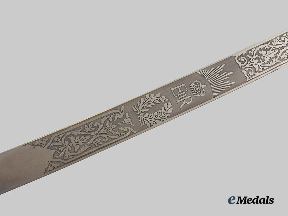 united_kingdom._a_e_r_i_i_general_officer's_scimitar_ceremonial_sword_by_wilkinson_sword_of_london__a_i1_0601-(1)