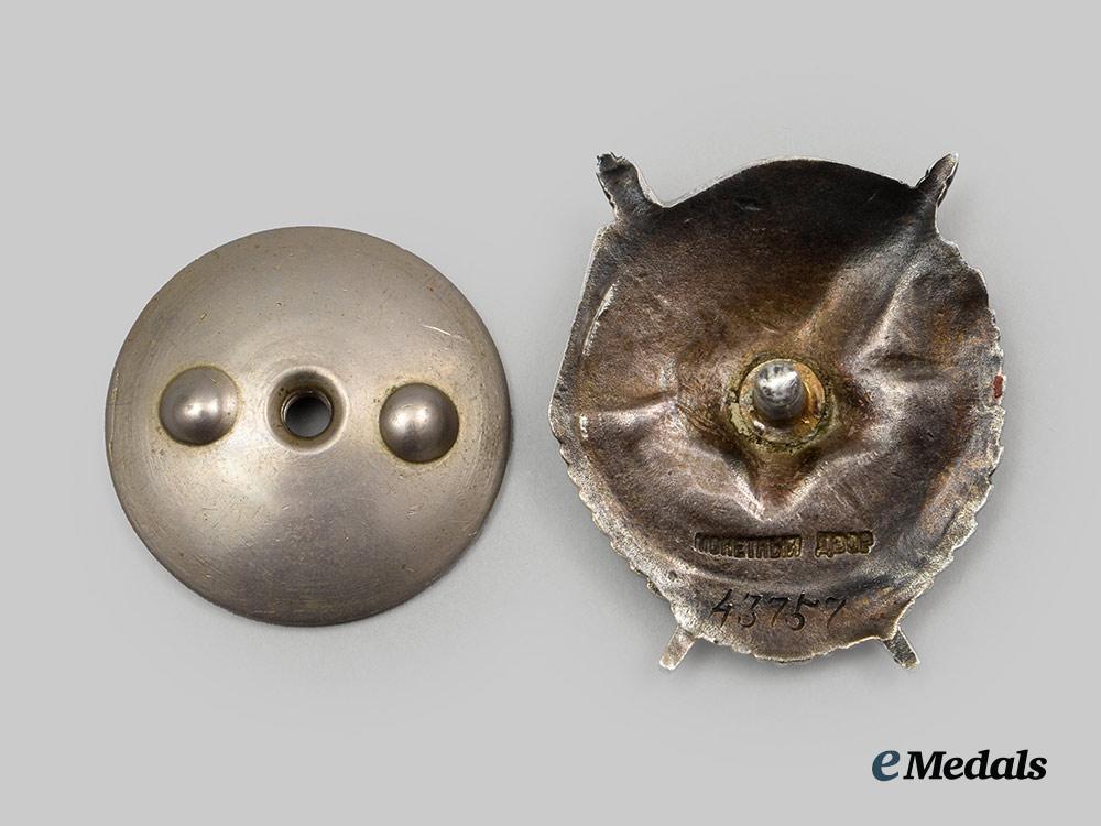 russia,_soviet_union._an_order_of_the_red_banner_for_distinguished_naval_service_to_semyon_pavlovich_khokhlov__a_i1_1571