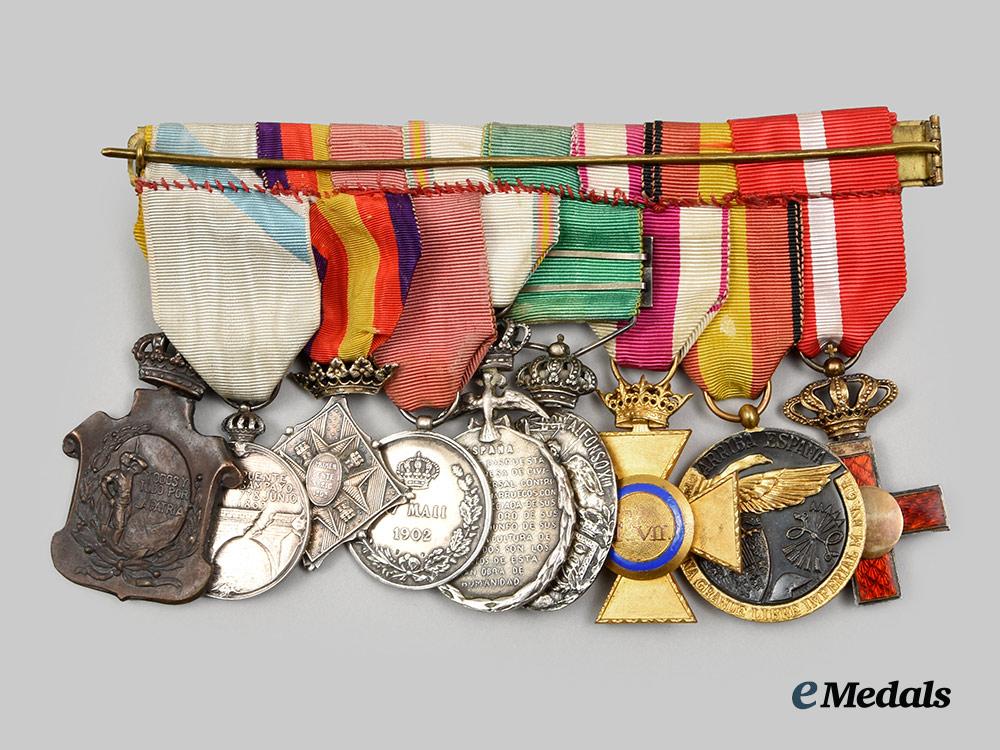 spain,_franco_period._an_established_war_veterans_medal_bar,_c.1938__a_i1_2670