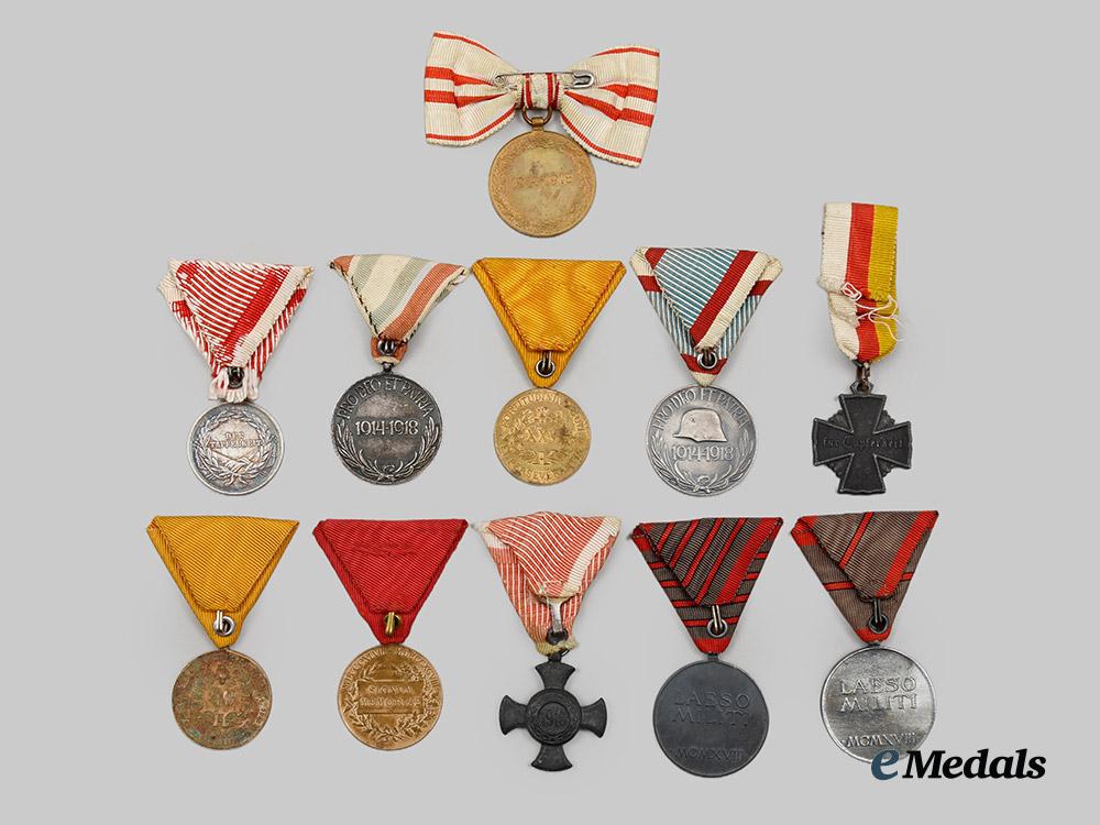 austria,_empire._a_lot_of_eleven_medals,_awards,_and_decorations,_c.1918__a_i1_2915