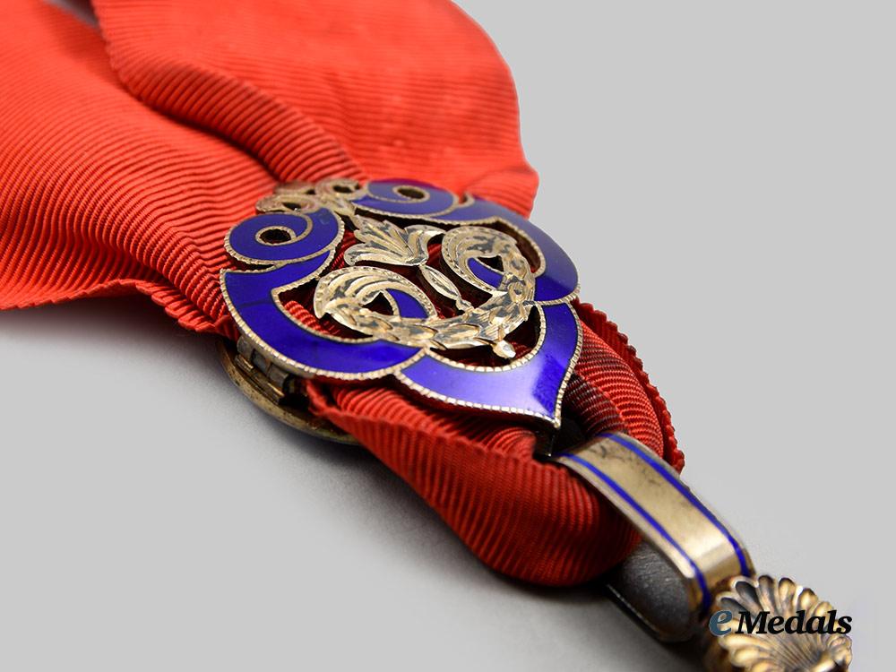 austria,_second_republic._a_high_quality_order_of_the_golden_fleece,_museum_exhibition_example,_by_c._f._rothe&_neffe,_c.1970__a_i1_3046