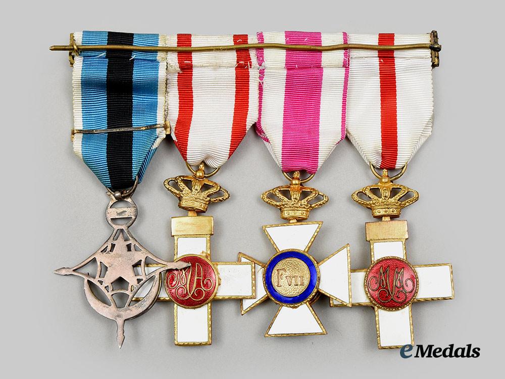 spain,_republic._an_order_of_military_merit&_campaign_group,_c.1977__a_i1_3049