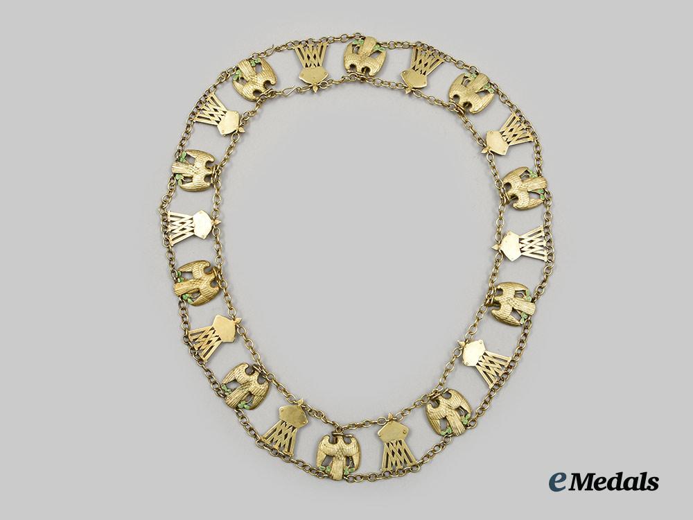mexico,_constitutional_republic._a_collar_of_the_imperial_order_of_the_mexican_eagle,_museum_exhibition_example,_c.1870__a_i1_3091