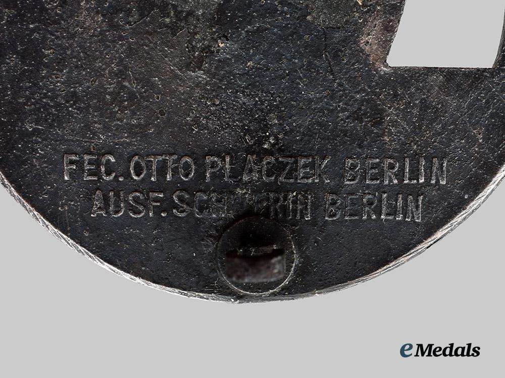 germany,_kriegsmarine._a_blockade_runner_badge,_by_schwerin__a_i1_3471