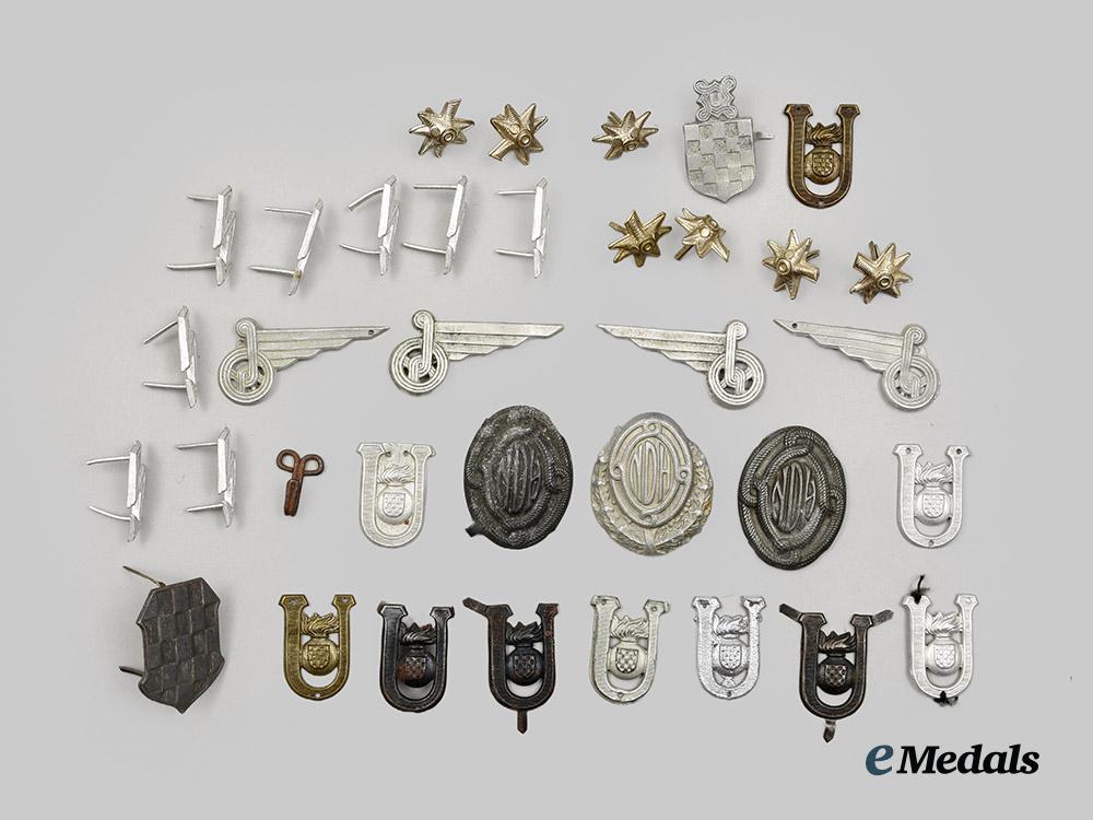 croatia,_independent_state._a_mixed_lot_of_uniform_insignia__a_i1_3516