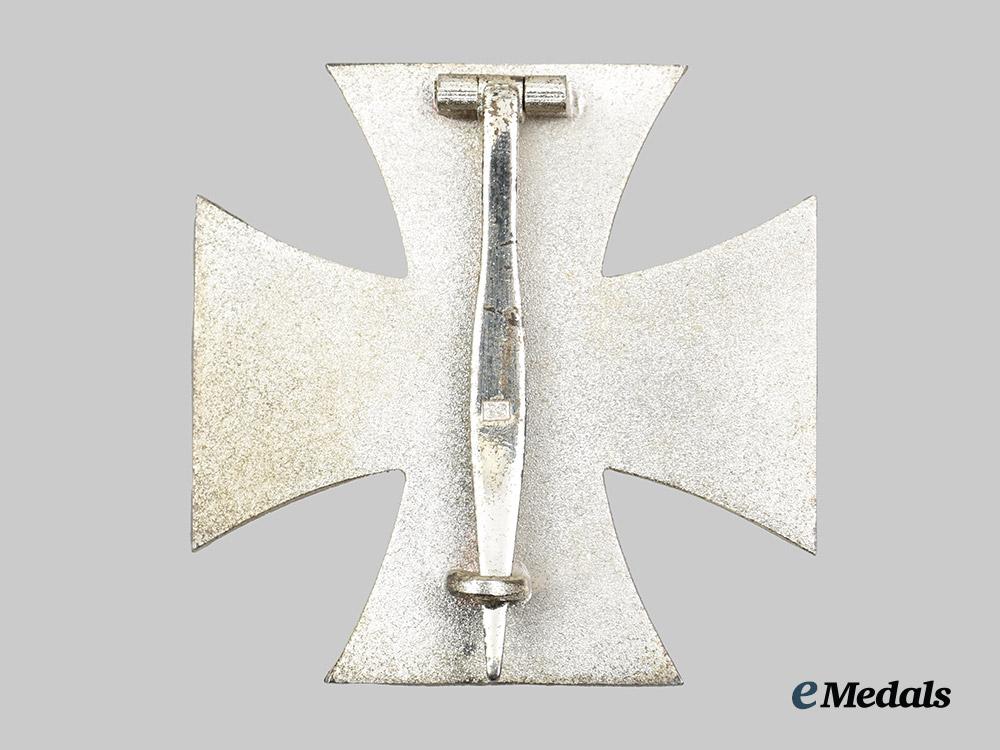 germany,_wehrmacht._a_mint1939_iron_cross_i_class,_with_case,_by_b._h._mayer__a_i1_3732