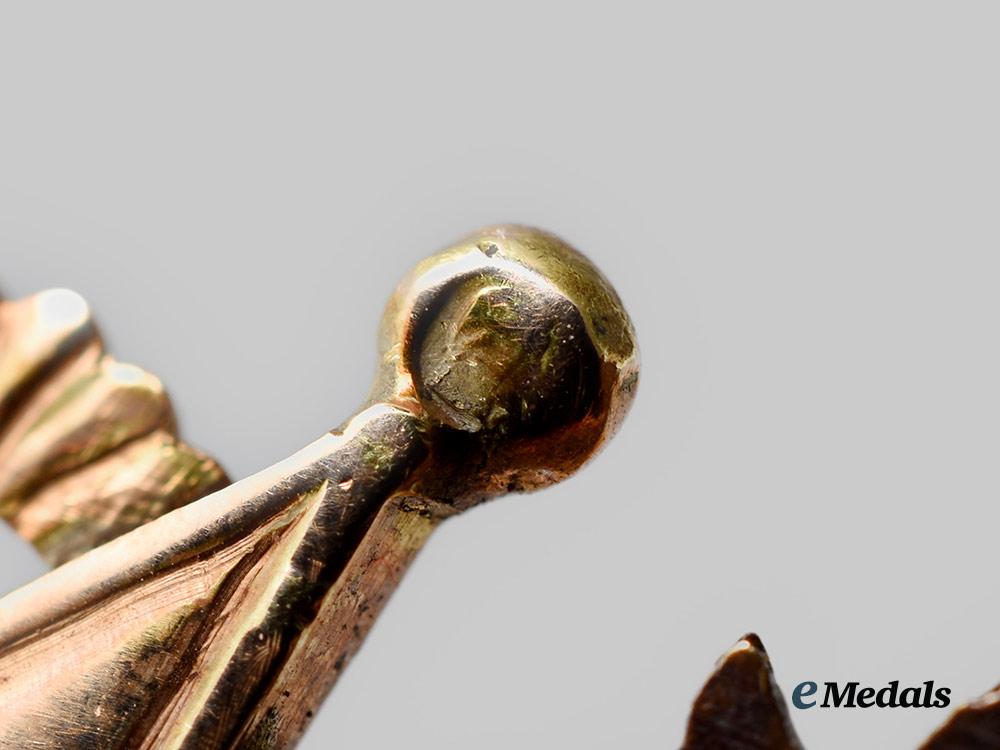 russia,_imperial._an_order_of_st._stanislaus_in_gold,_i_i_i_class_with_swords,_by_eduard,_c.1914__a_i1_3987