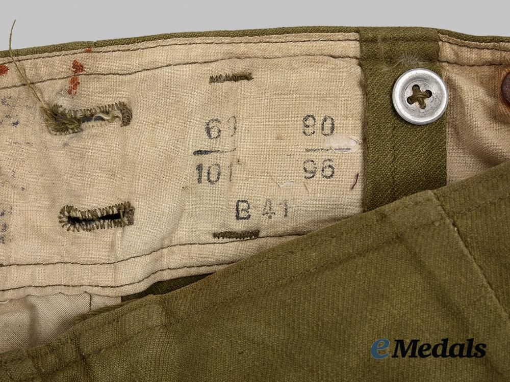 germany,_heer._a_pair_of_tropical_enlisted_personnel_wehrmacht_service_trousers__a_i1_4008