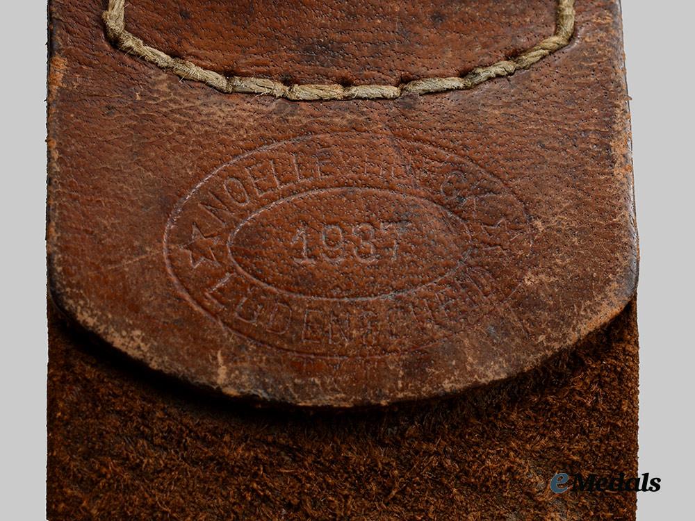 germany,_third_reich._a_mixed_lot_of_belt_buckles_for_military_and_civil_services__a_i1_4066