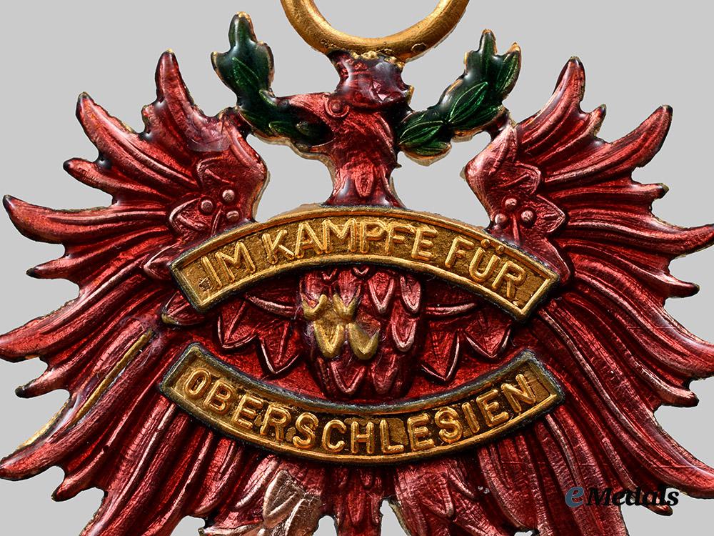 germany,_freikorps._a_freikorps_oberland_tyrolean_assault_troops_eagle__a_i1_4165