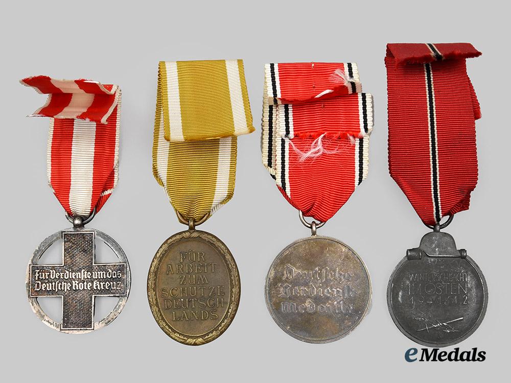 germany,_third_reich._a_mixed_lot_of_service_and_merit_awards__a_i1_4655