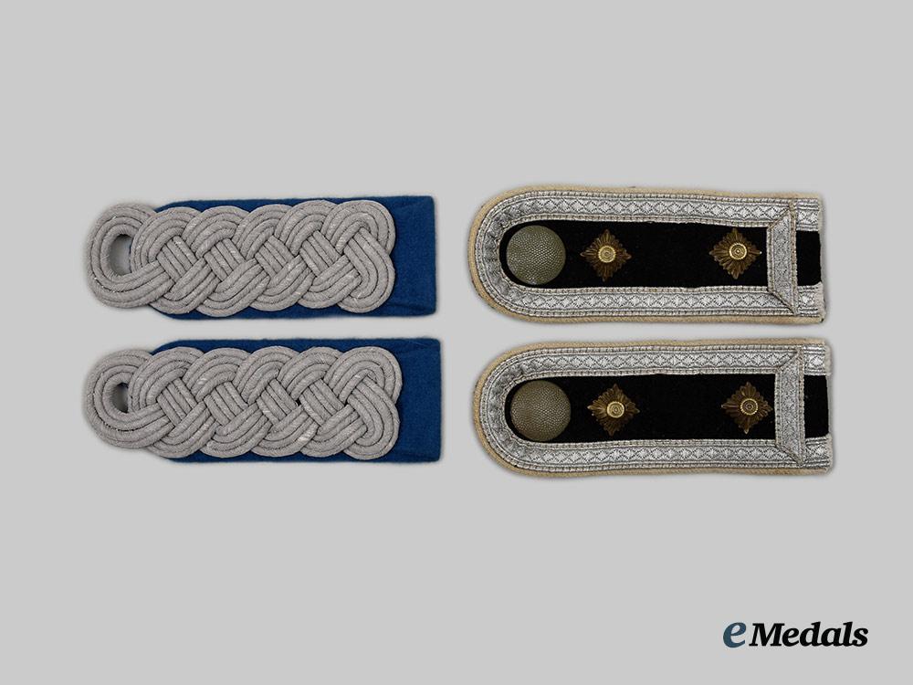 germany,_wehrmacht._a_lot_of_shoulder_boards__a_i1_9200