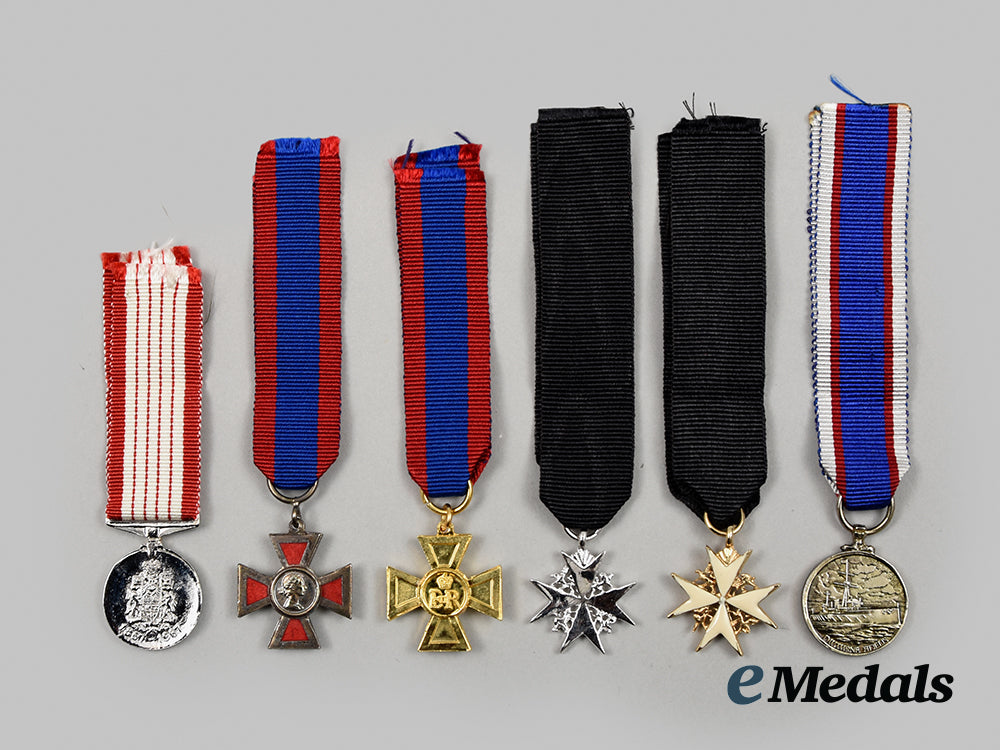 united_kingdom,_canada._a_lot_of_period_miniature_medals&_decorations__a_i1_9528