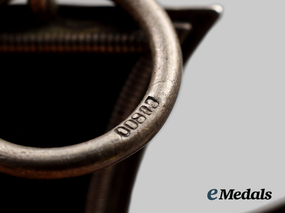 germany,_imperial._a_pair_of1914_iron_crosses_i_i_class,_rare_variants__a_i1_9801