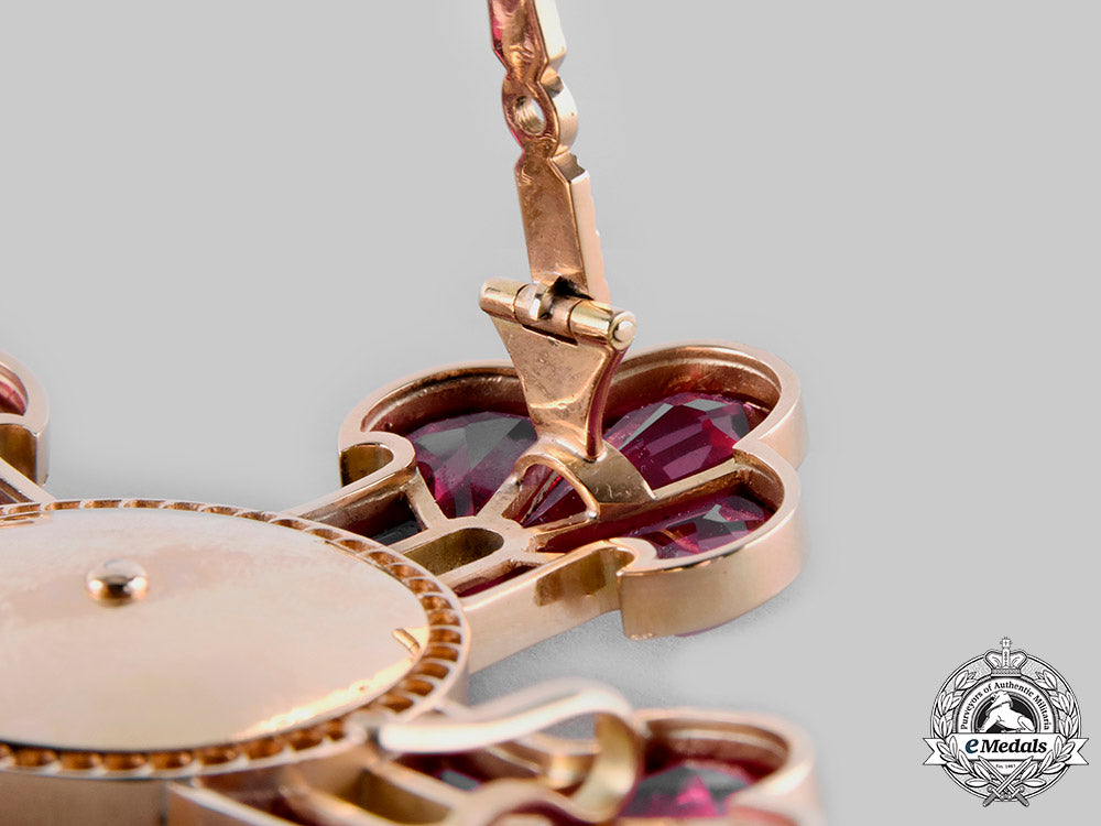 spain,_franco_period._a_civil_order_of_alfonso_x_the_wise_in_gold_and_diamonds,_grand_cross,_c.1940__e_u176896