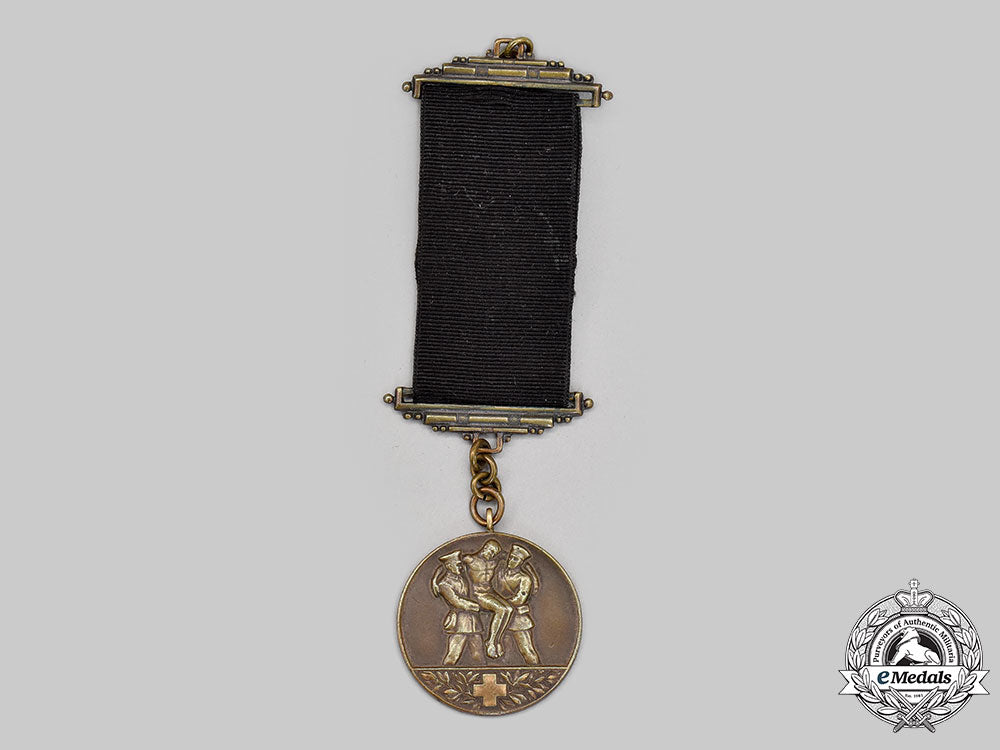 germany,_weimar_republic._a_red_cross_medal,_c.1930__e_u199222