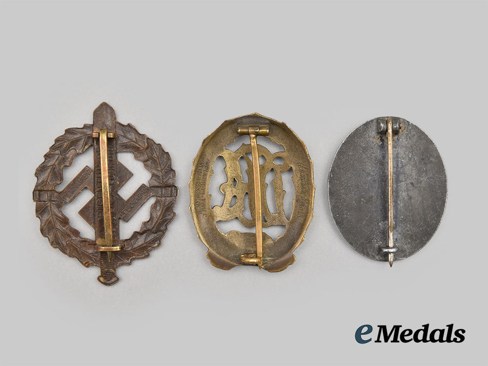 germany,_third_reich._a_mixed_lot_of_badges__m0602-13a