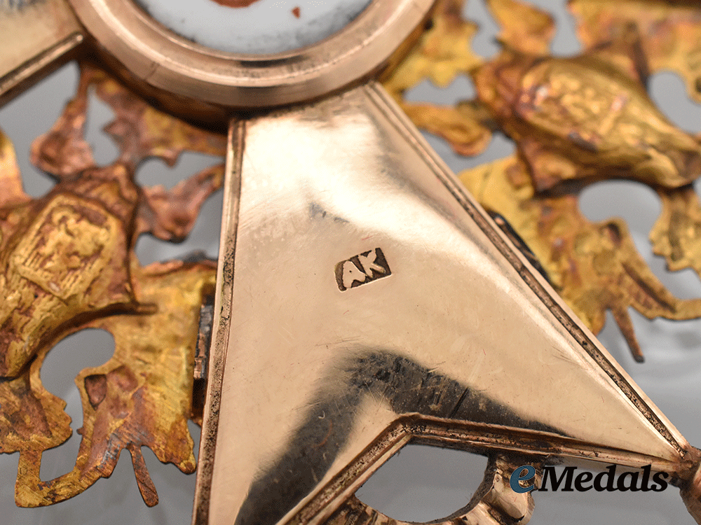 russia,_imperial._a_rare_and_superb_order_of_saint_stanislaus,_i_class_cross_with_breast_star_and_case_by_keibel,_c.1895__m0624-9