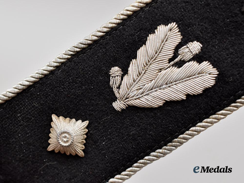 germany,_h_j._a_set_of_hauptbannführer_shoulder_boards___m_n_c0009