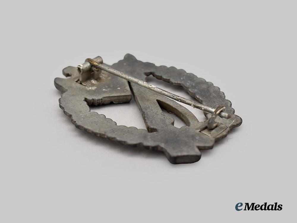germany,_wehrmacht._an_infantry_assault_badge,_silver_grade,_by_gottlieb&_wagner___m_n_c0012