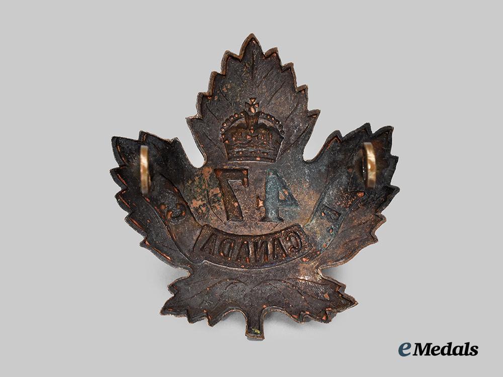 canada,_c_e_f._a47th_infantry_battalion_cap_badge,_type_i_with_regular_leaf_bearing_a_wide"47"___m_n_c0043