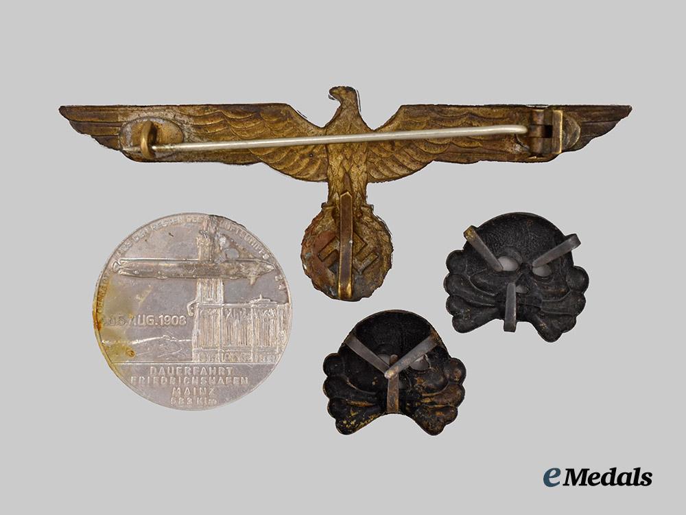 germany,_wehrmacht._a_mixed_lot_of_insignia___m_n_c0090