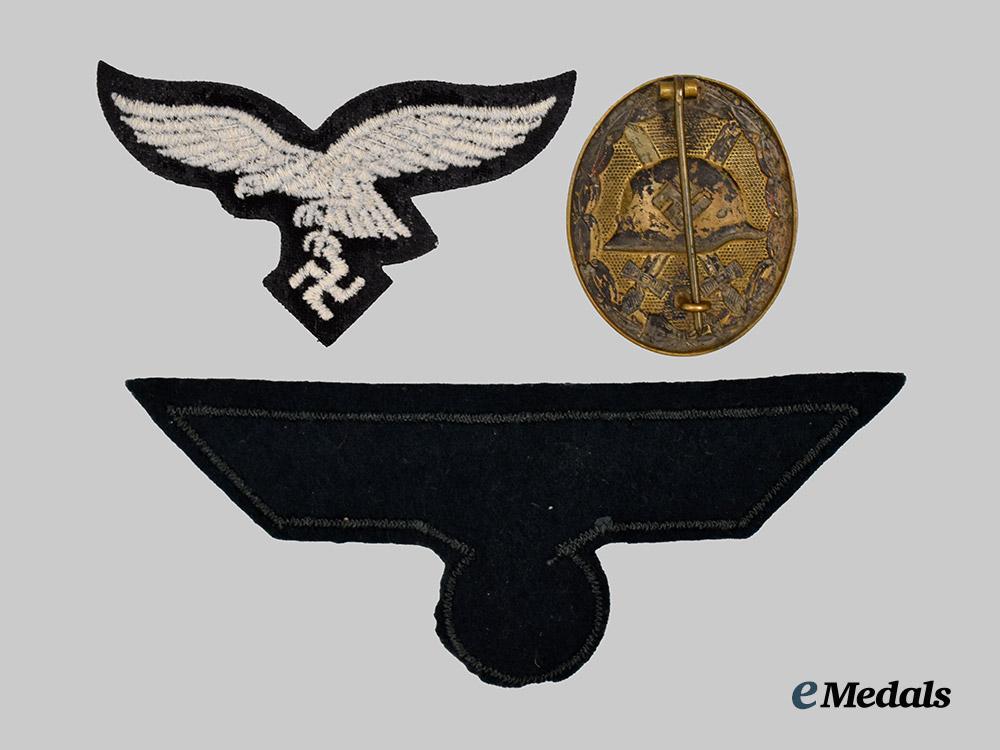 germany,_wehrmacht._a_mixed_lot_of_insignia___m_n_c0142