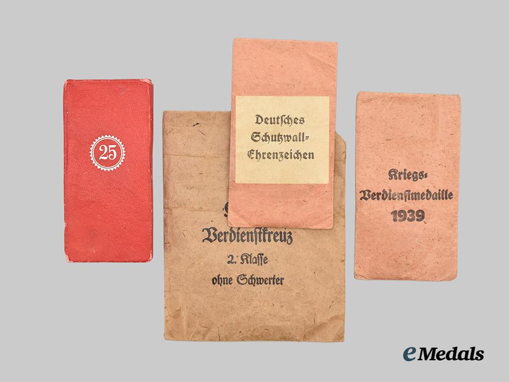 germany,_third_reich._a_lot_of_awards_for_military_and_civil_service___m_n_c0165